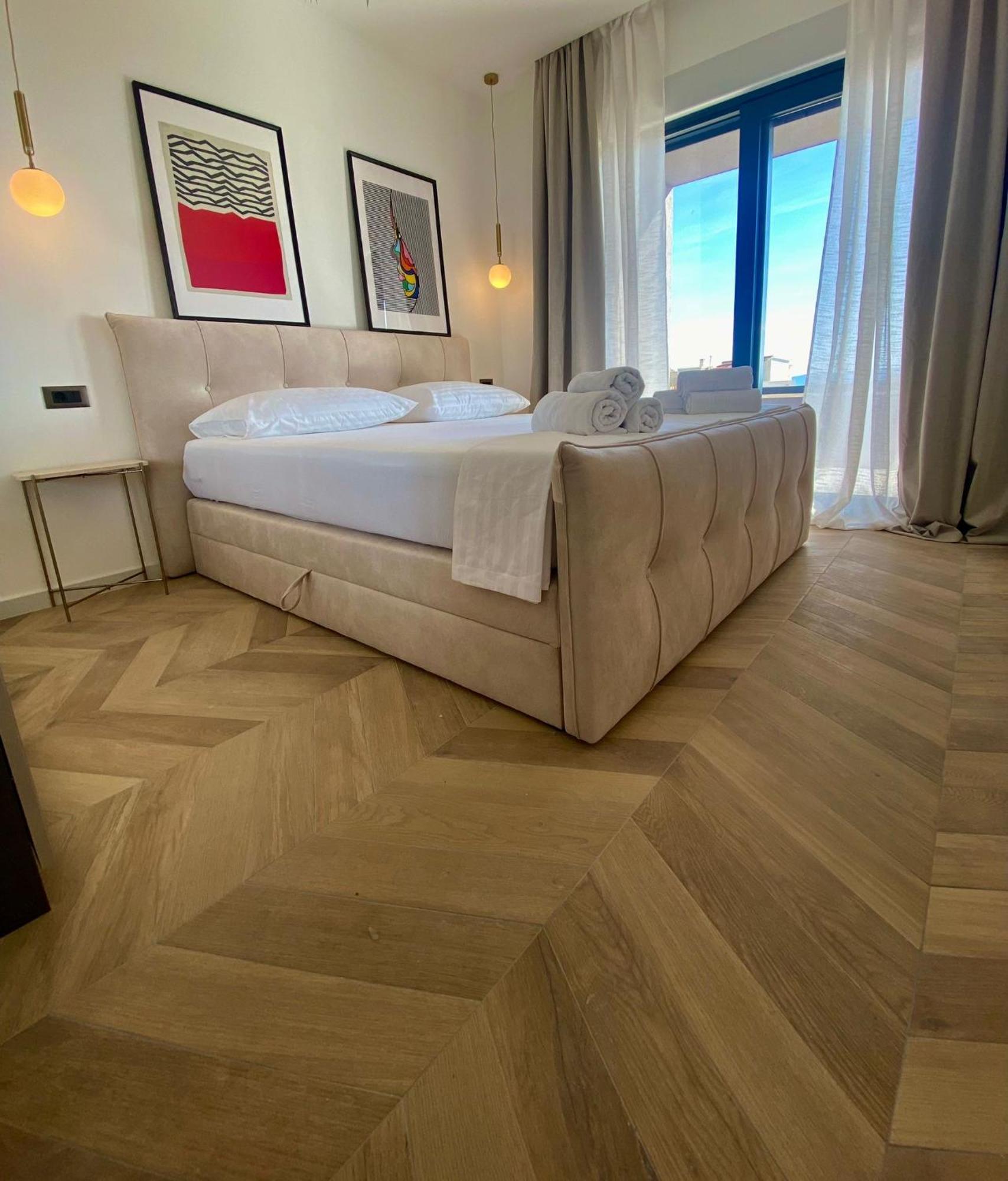 5 Makarska